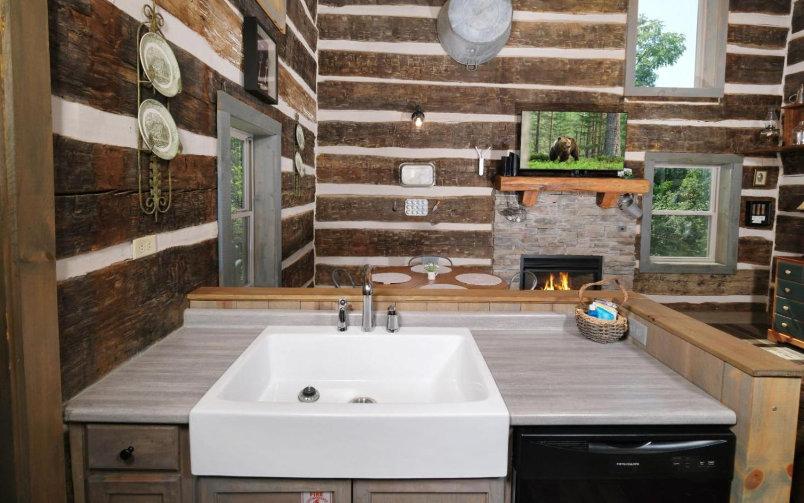 Sheriffs Cabin Гетлинбург Екстериор снимка